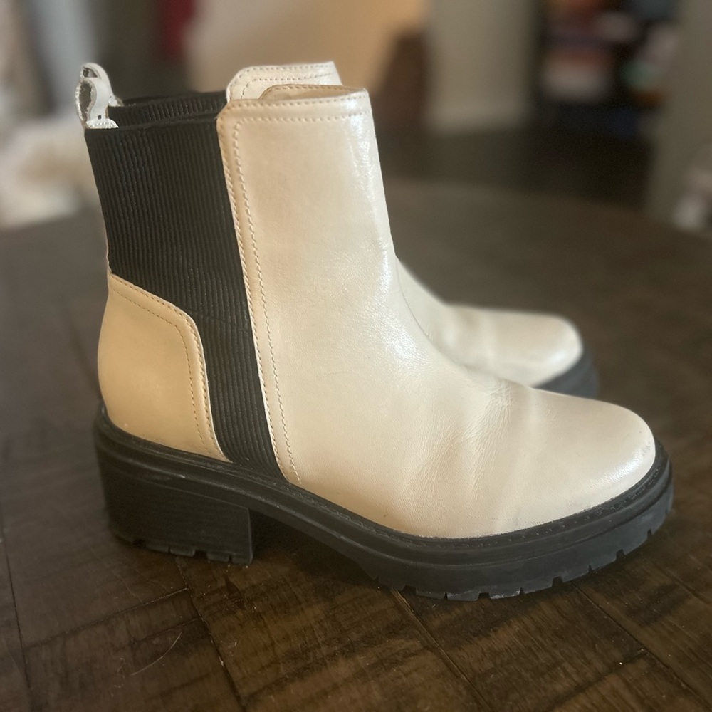Naturalized ‘Jadyn’ lug tread chelsea boots